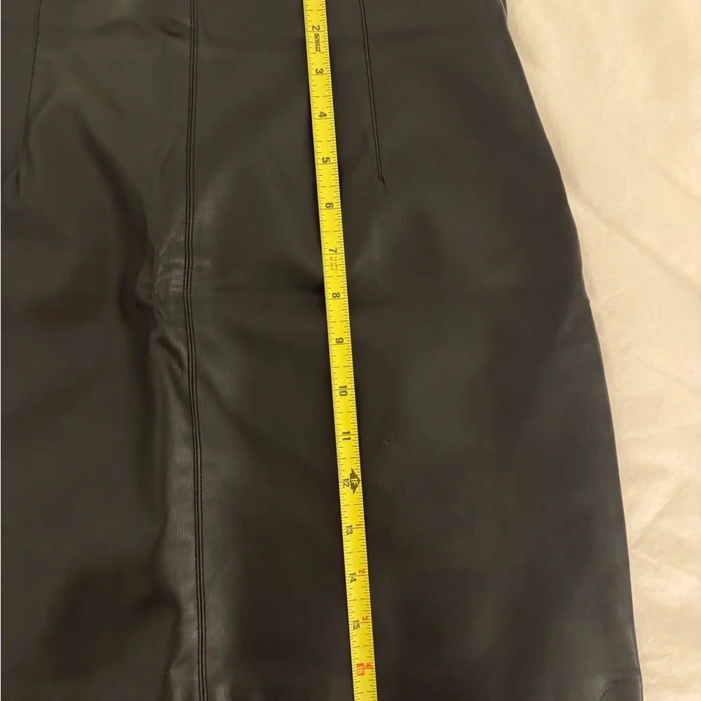 Zara Black Leather Mini Skirt - Picture 4 of 4